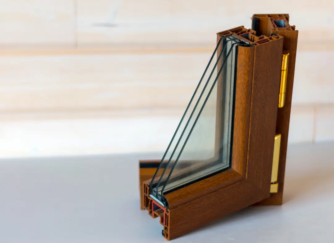 Installation de fenêtre en bois sur mesure Livarot-Pays-d'Auge